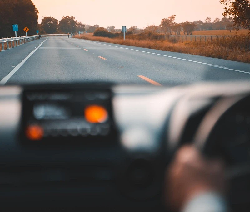 Sistemas de contención de vehículos y balizamientos